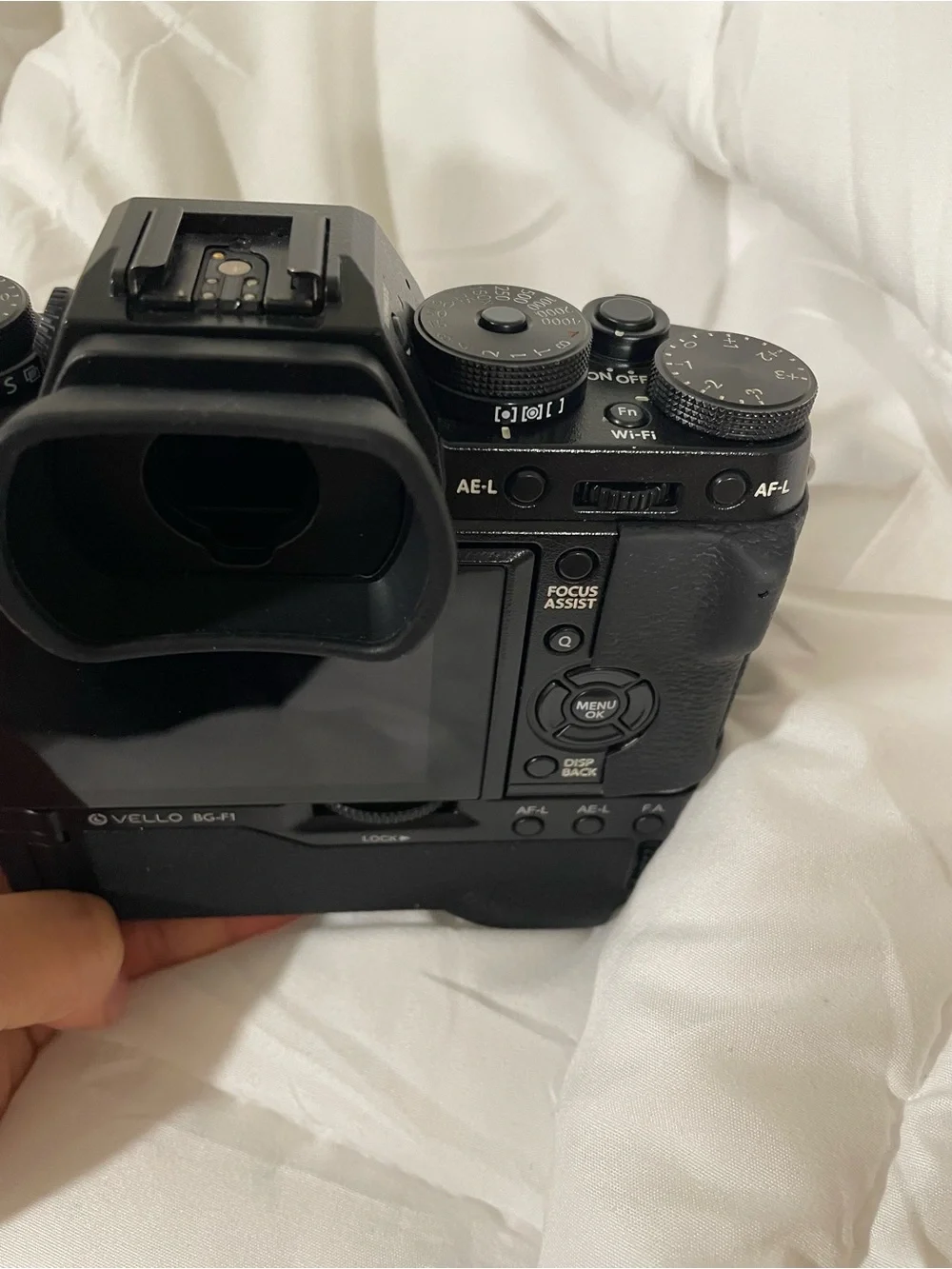 Fujifilm X-T1 Mirrorless Camera with Fujinon 35mm Lens